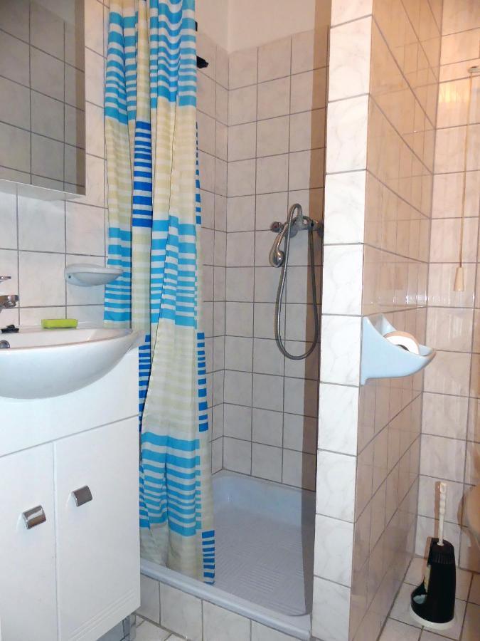Hepphaz Apartment *