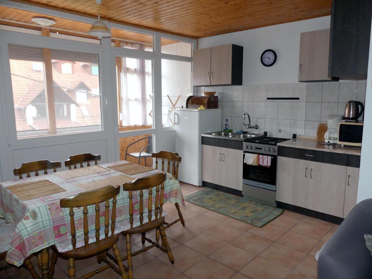 Hepphaz Apartment